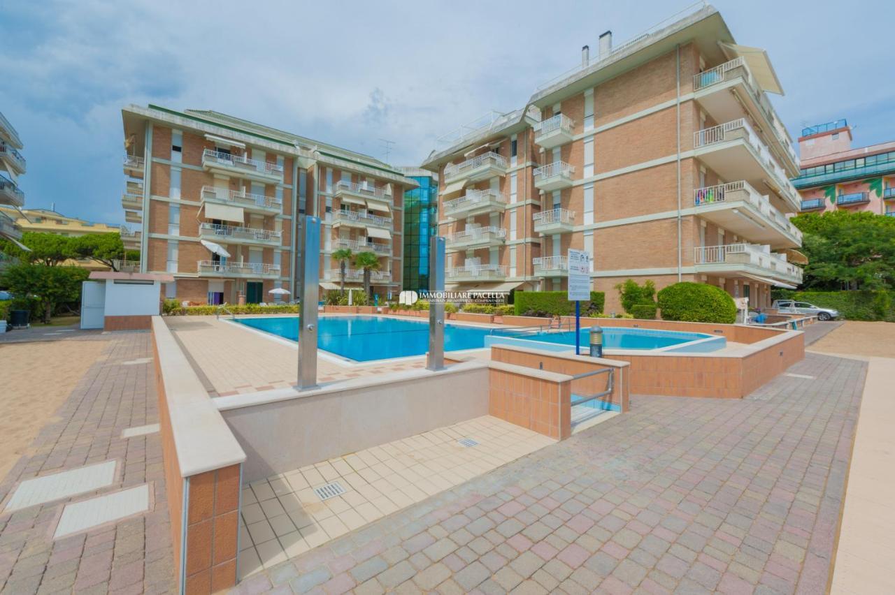 Residence Puerto Del Sol Immobiliare Pacella 리도 디 예솔로 외부 사진